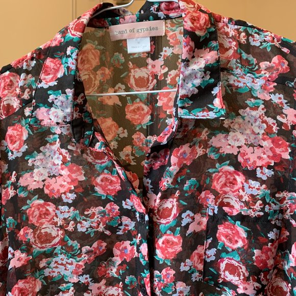 Band of Gypsies Floral Blouse - Picture 2 of 3